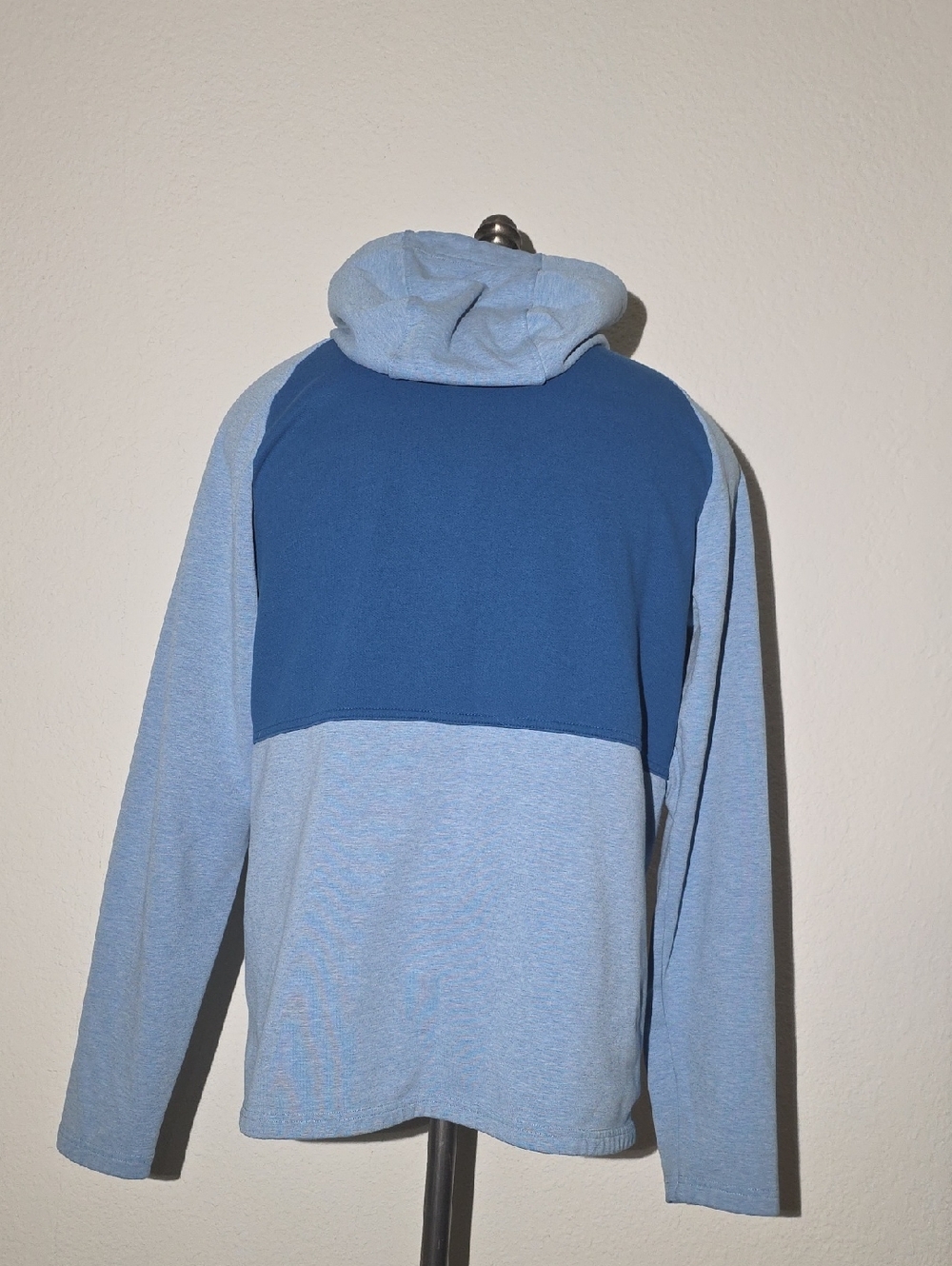 Nike Therma Fit Men's Two-Tone Blue Pullover Hoodie with Neon Trim Size L - Picture 6 of 13